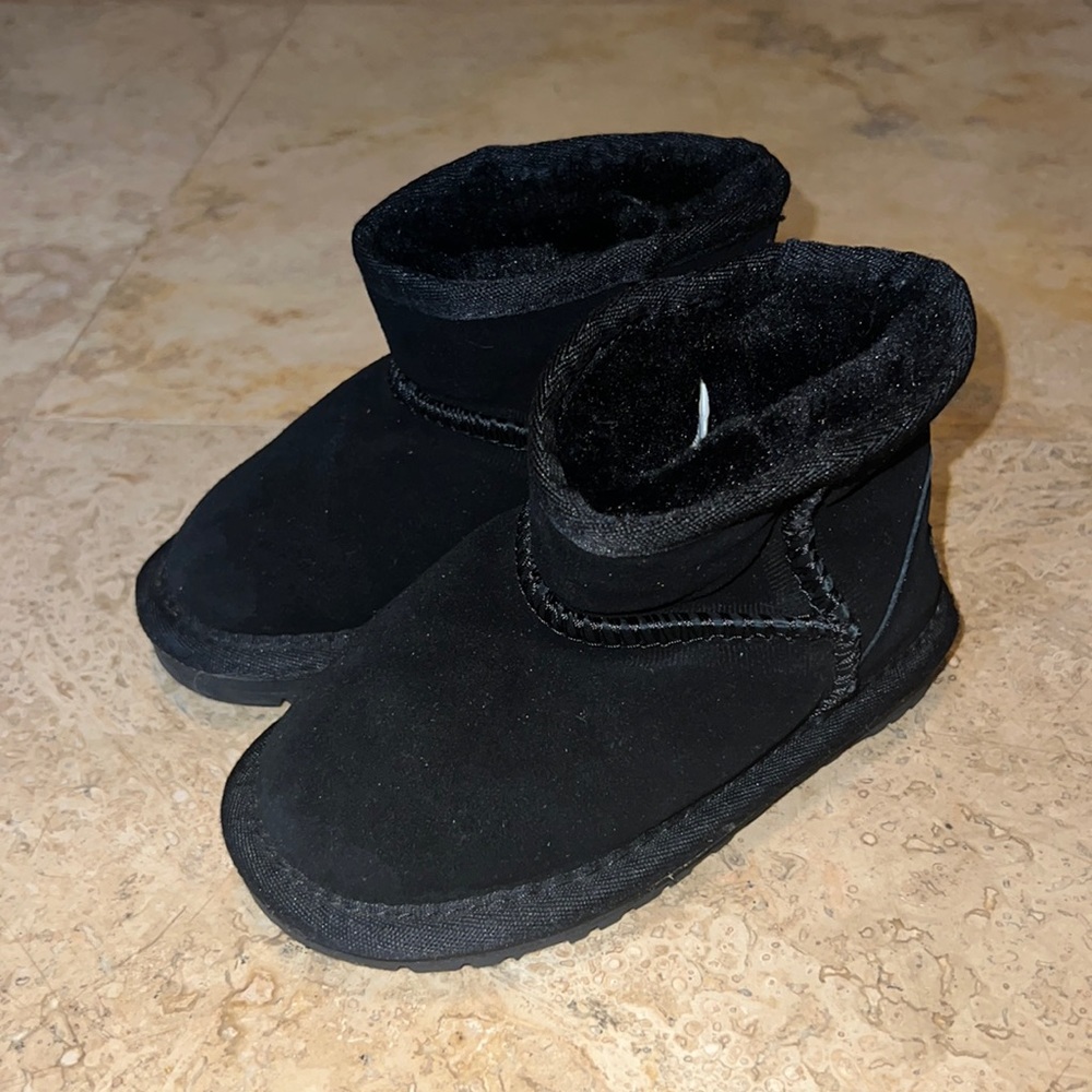 UGG Kids Black Cozy Boots